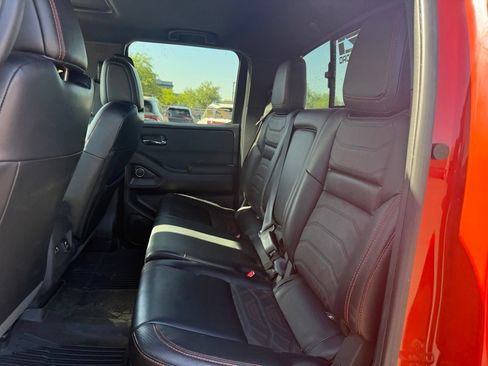 Used 2025 Nissan Frontier PRO-4X w/ Pro Premium Package AWD/4WD image 8