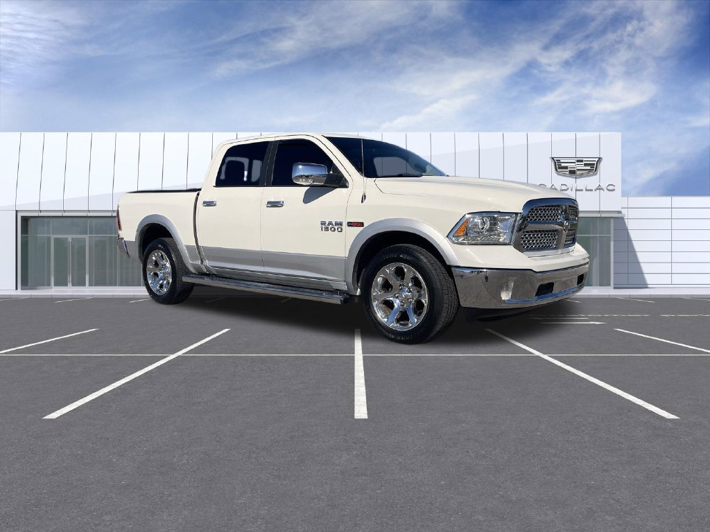 Used 2018 RAM 1500 Laramie w/ Convenience Group AWD/4WD image 2