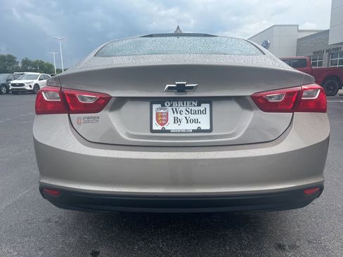 Used 2023 Chevrolet Malibu LT image 4