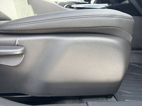 New 2026 Chevrolet Trax LT w/ Driver Confidence Package image 28