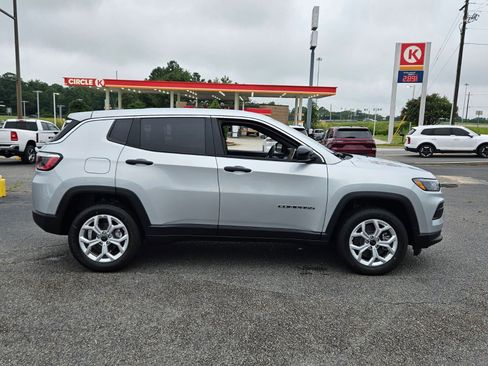 New 2025 Jeep Compass Sport image 12
