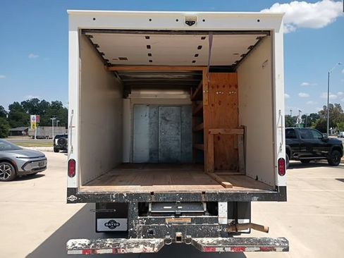 Used 2020 Chevrolet Express 3500 w/ Power Convenience Package RWD image 15