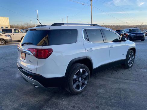 Used 2018 GMC Acadia SLT w/ LPO, Floor Liner Package AWD/4WD image 8
