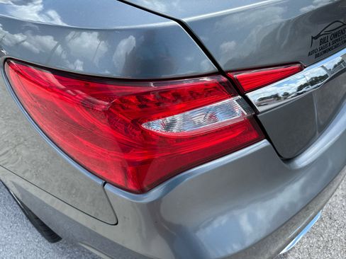 Used 2013 Chrysler 200 Touring image 29