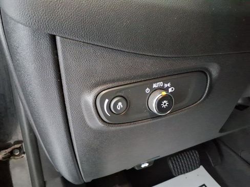 Used 2022 Chevrolet Equinox LT image 22