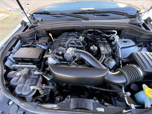 Used 2024 Dodge Durango GT image 10