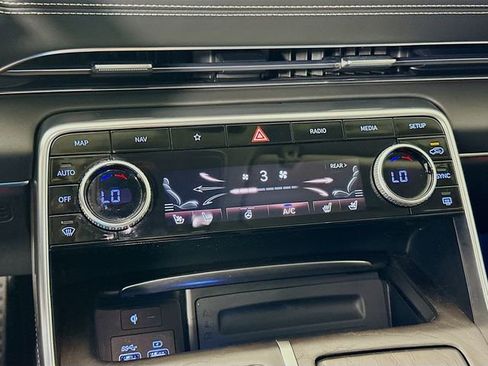 Used 2024 Genesis GV80 3.5T AWD/4WD image 16