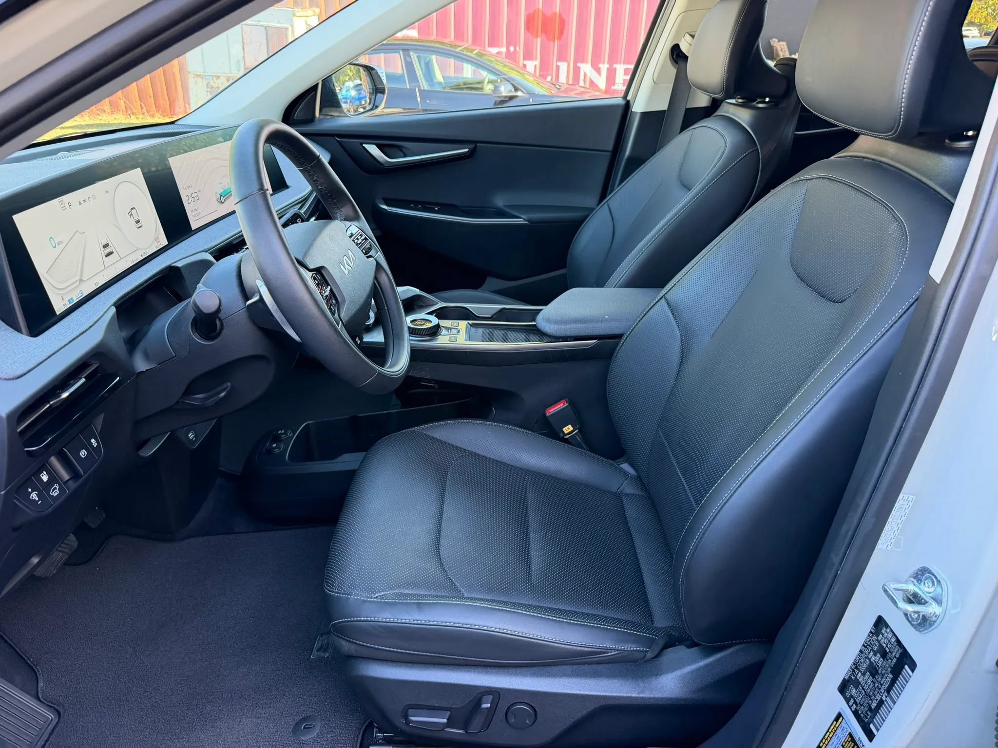 Used 2023 Kia EV6 Wind w/ Wind Technology Package AWD/4WD image 14