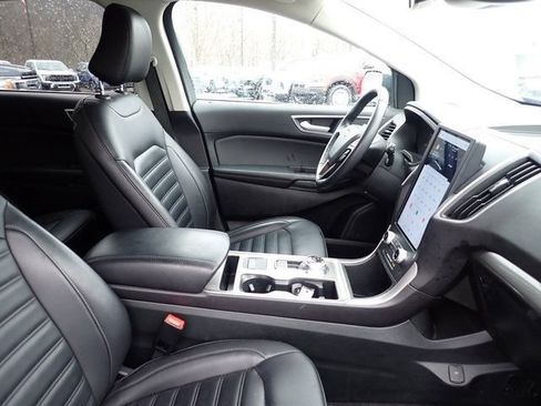 Used 2024 Ford Edge SEL AWD/4WD image 11