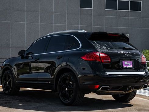 Used 2012 Porsche Cayenne image 10