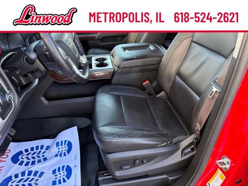 Used 2017 GMC Sierra 1500 SLT w/ SLT Preferred Package AWD/4WD image 18