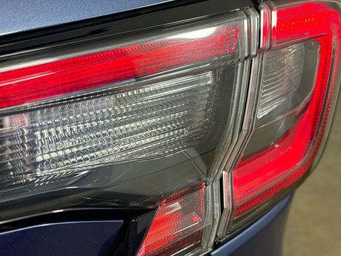 Used 2021 Subaru Outback Limited w/ Popular Package #2 image 31