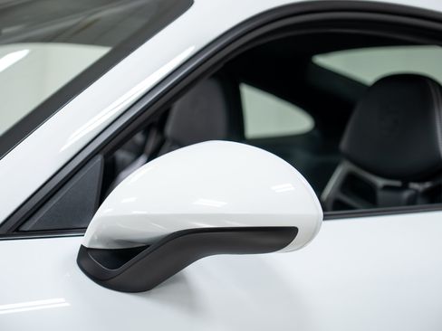 Certified 2018 Porsche 911 GT3 RWD image 46