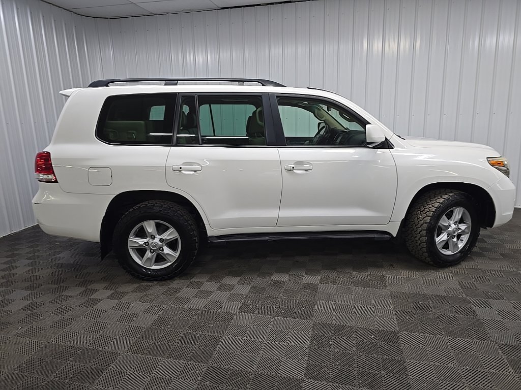 Used 2008 Toyota Land Cruiser w/ Upgrade Pkg AWD/4WD image 2