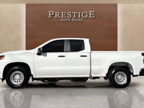 Used 2023 Chevrolet Silverado 1500 W/T RWD image 2