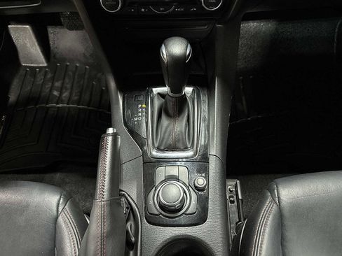 Used 2016 MAZDA MAZDA3 i Grand Touring image 33