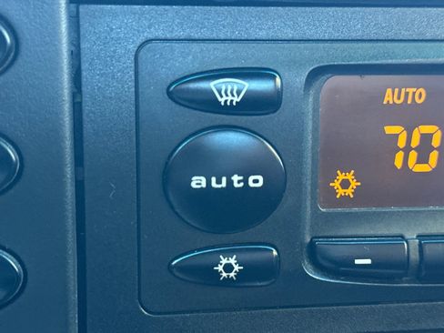 Used 2002 Porsche 911 Carrera 4 image 25