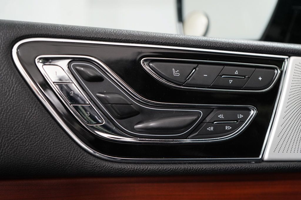 Used 2021 Lincoln Navigator L Reserve AWD/4WD image 18