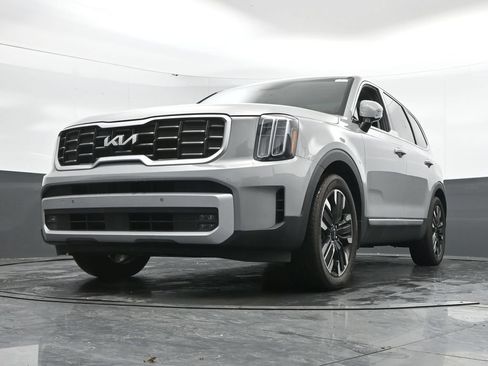 Used 2023 Kia Telluride SX AWD/4WD image 46