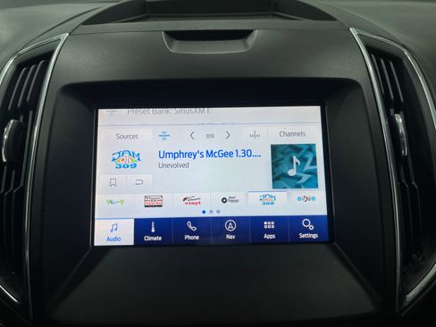 Used 2020 Ford Edge Titanium w/ Equipment Group 301A image 25