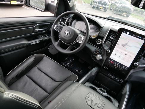 Used 2025 RAM 1500 Laramie w/ Night Edition AWD/4WD image 9