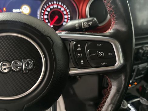 Used 2020 Jeep Gladiator Rubicon image 17
