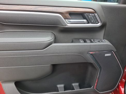 New 2026 GMC Sierra 2500 SLT w/ SLT Premium Package image 12