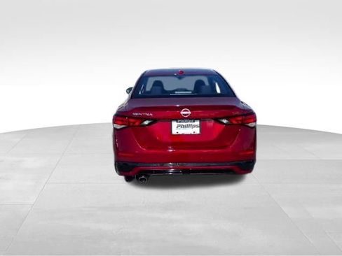 Used 2025 Nissan Sentra SR image 9