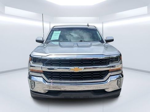 Used 2018 Chevrolet Silverado 1500 LT w/ LT Eassist Package RWD image 8