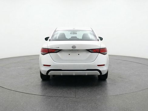 Used 2025 Nissan Sentra SV FWD image 7