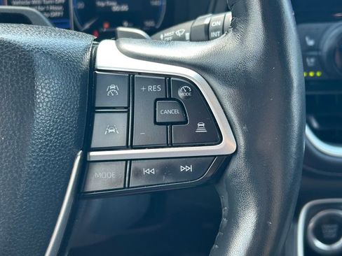 Used 2024 Toyota Grand Highlander Platinum image 47