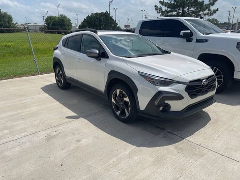 Used 2025 Subaru Crosstrek 2.5i Limited w/ Crosstrek Mirror Package AWD/4WD image 2