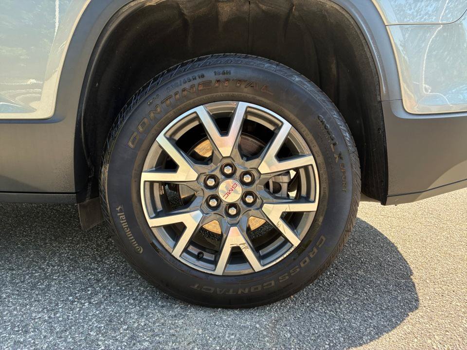 Used 2023 GMC Acadia SLE FWD image 22