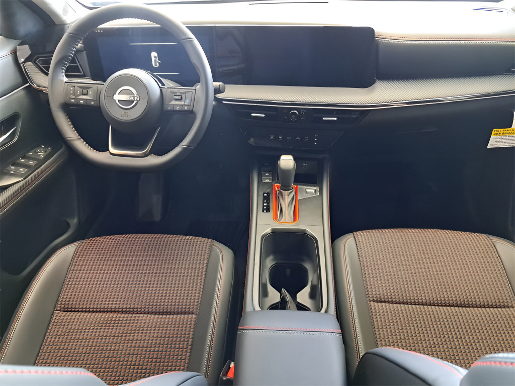 Certified 2025 Nissan Kicks SR FWD image 21