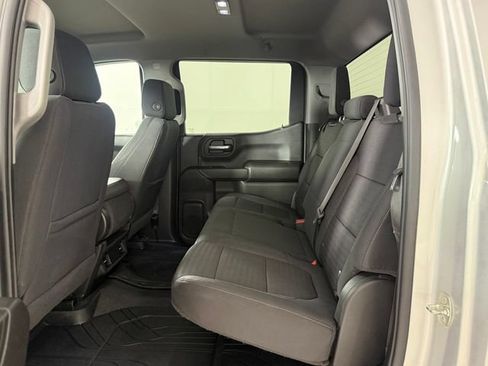 Used 2022 Chevrolet Silverado 1500 Custom w/ Safety Confidence Package AWD/4WD image 15