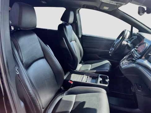Used 2024 Honda Odyssey Sport image 30