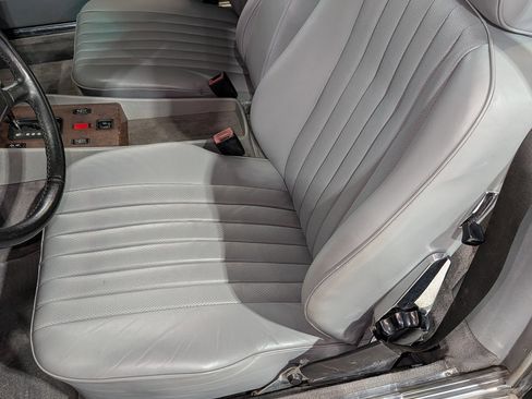 Used 1989 Mercedes-Benz 560 SL image 21