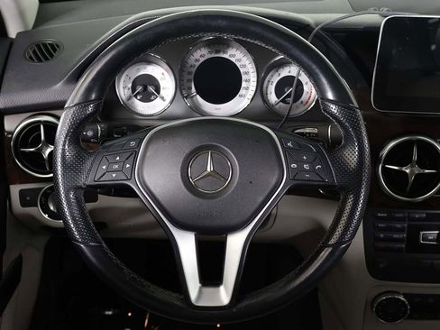 Used 2014 Mercedes-Benz GLK 350 4MATIC image 40