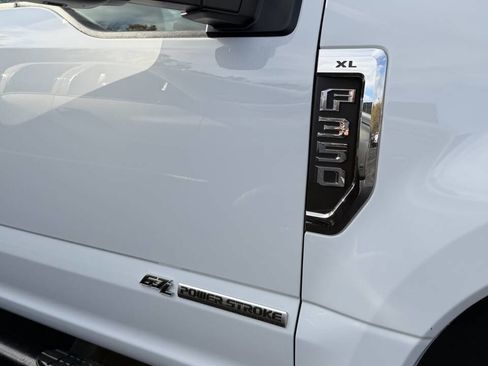 Used 2021 Ford F350 XL w/ Power Equipment Group image 15