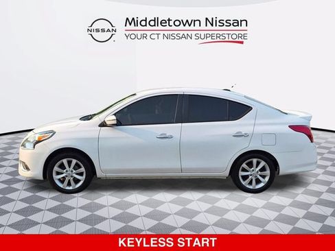 Used 2015 Nissan Versa FWD image 6