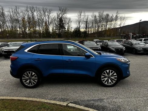 Used 2021 Ford Escape Titanium image 6