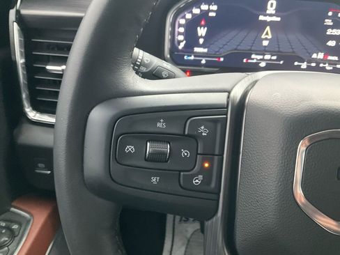 Used 2024 GMC Sierra 2500 Denali Ultimate image 19