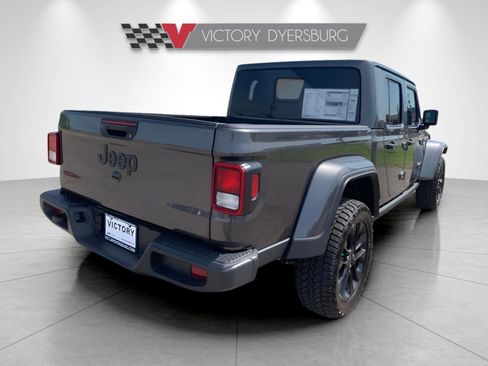 New 2025 Jeep Gladiator Sport image 8