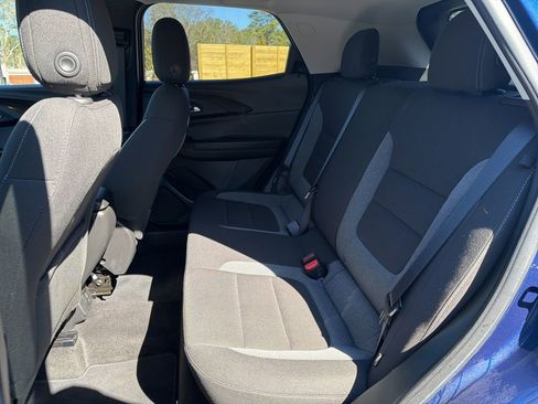 Used 2022 Chevrolet TrailBlazer LT w/ Convenience Package image 29