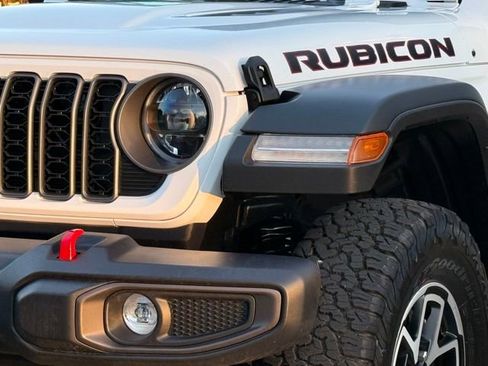 New 2026 Jeep Wrangler Unlimited Rubicon AWD/4WD image 11
