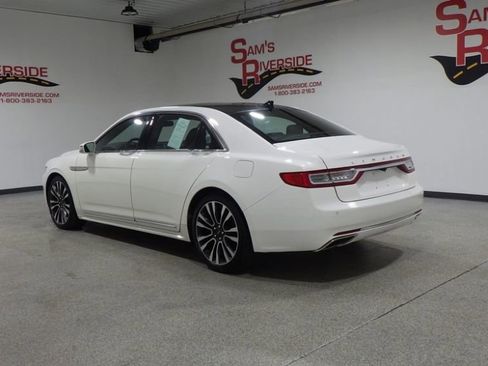 Used 2020 Lincoln Continental Reserve image 3
