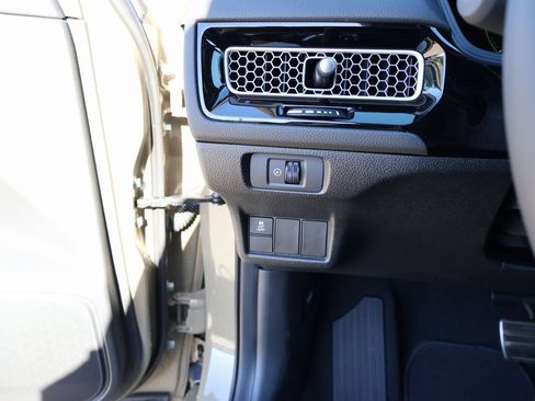 Certified 2025 Honda Civic Sport image 28