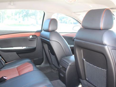 Used 2008 Chevrolet Malibu LTZ FWD image 25