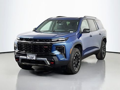 New 2026 Chevrolet Traverse Z71 w/ Enhanced Driving Package AWD/4WD image 3