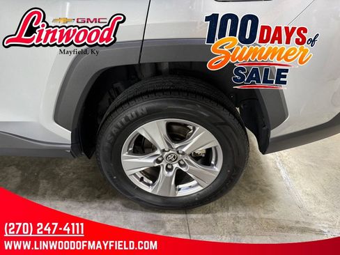 Used 2025 Toyota RAV4 XLE FWD image 11